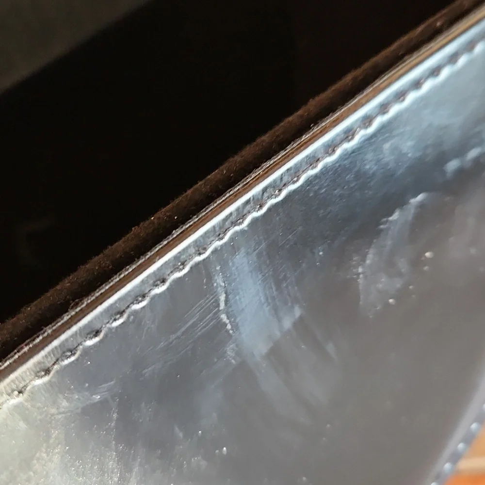 Marc by Marc Jacobs black hard shell eyeglass/sunglasses holder - Picture 11 of 11